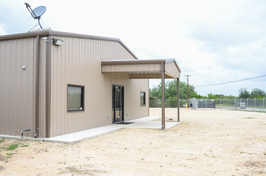 3093 CR 1005 Pearsall Tx 78061 Image 10