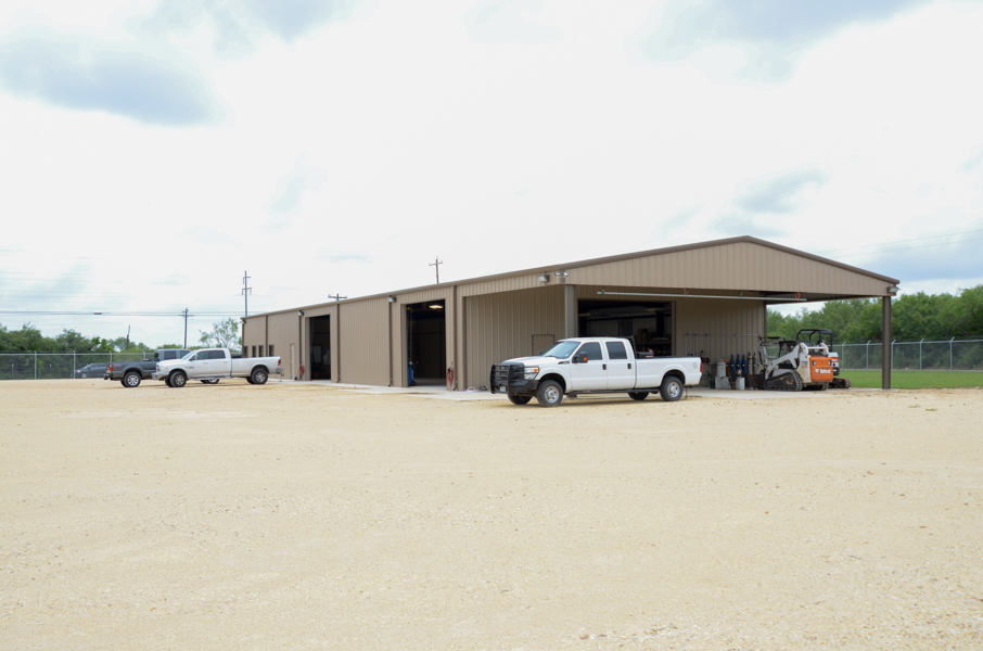 3093 CR 1005 Pearsall Tx 78061 Image 6